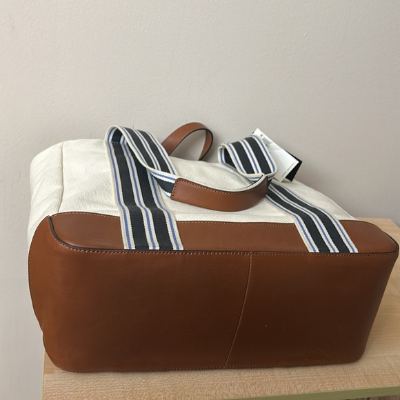 Lauren Lora Canvas Leather Off White Nautical Striped Snap Close Tote